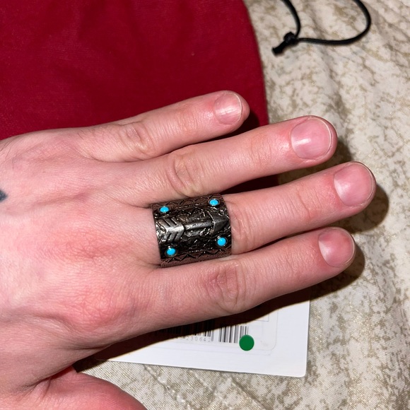 Valentino Garavani men silvertone turquoise etched ring . - Picture 6 of 9